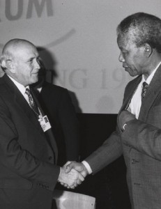 Frederik_de_Klerk_with_Nelson_Mandela_-_World_Economic_Forum_Annual_Meeting_Davos_1992